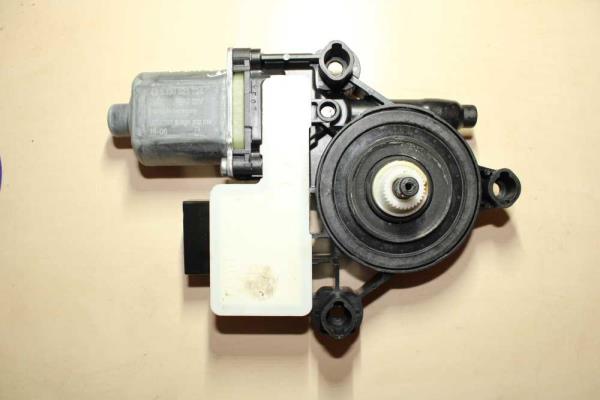 MOTEUR LEVE VITRE VAG - Vue 1